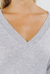 V-Neck Fine Knit Jumper Grey/Navy